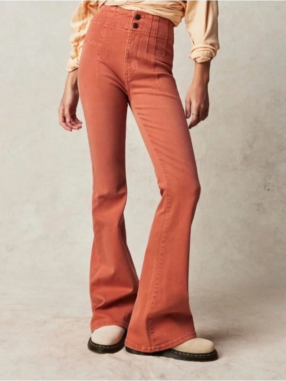 Free People We the Free Jayde Flare Jeans apricot 25